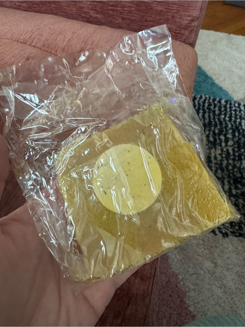 Lush Kitchen Soap Duo - Banana Moon + Pineapple Chunk - Picture 3 of 7